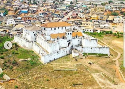 elmina 13.jpeg
