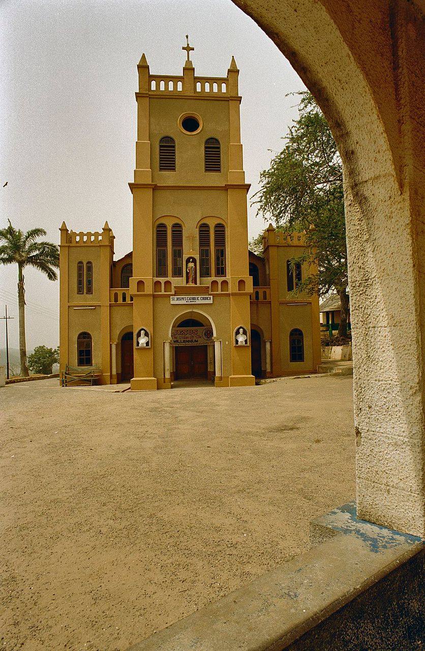 elmina 14.jpeg