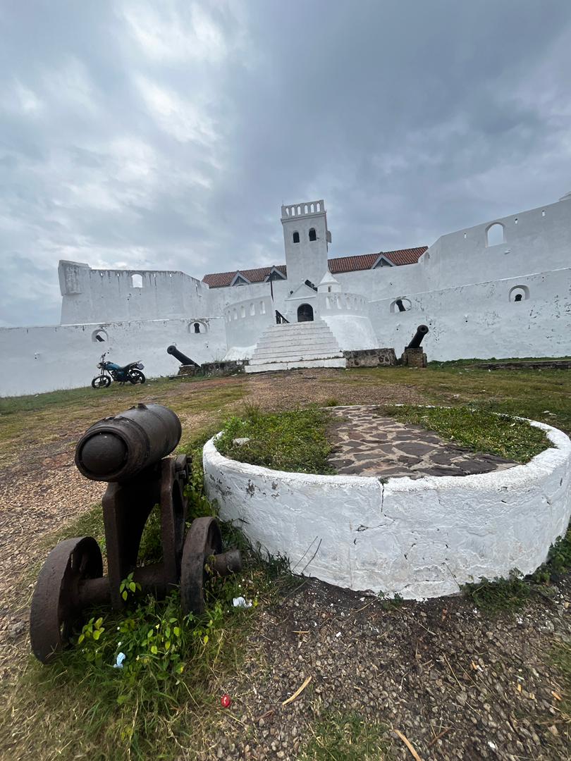 elmina 2.jpeg